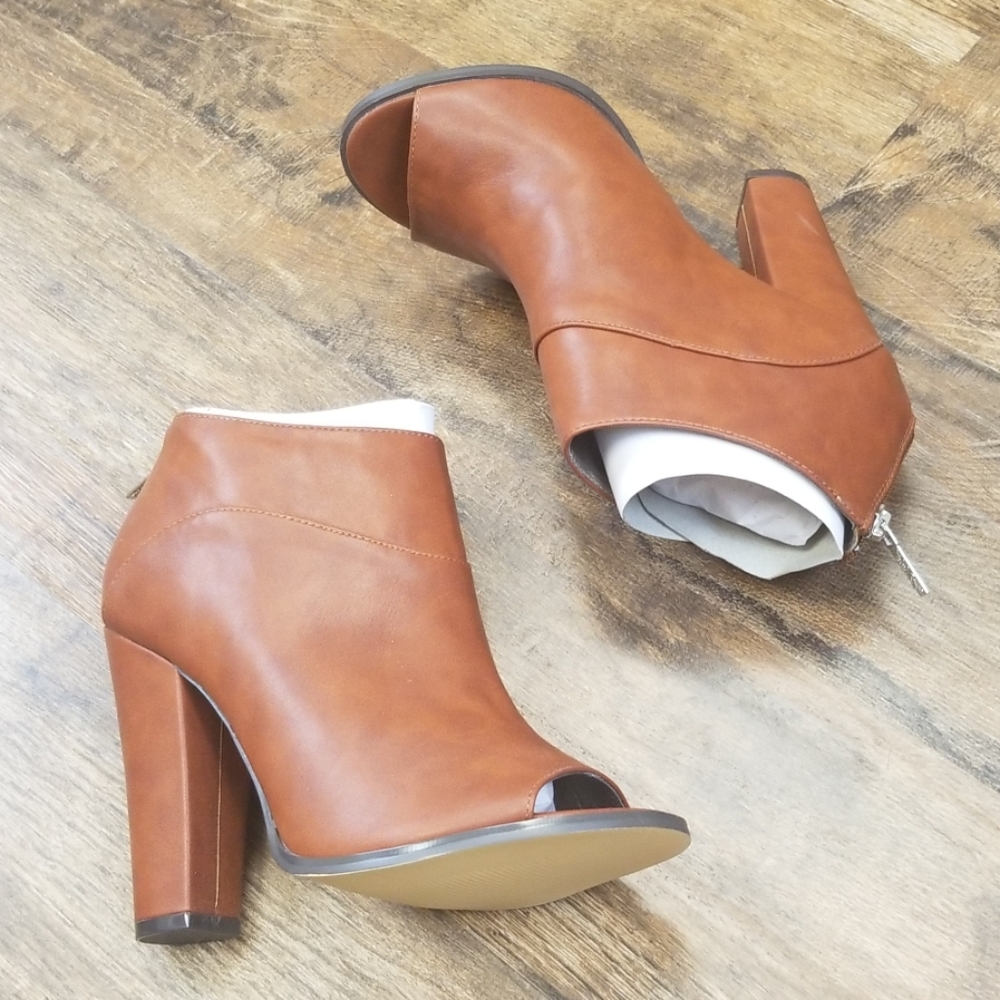 Michael Antonio John Peep-Toe Shooties - Picture 2 of 3